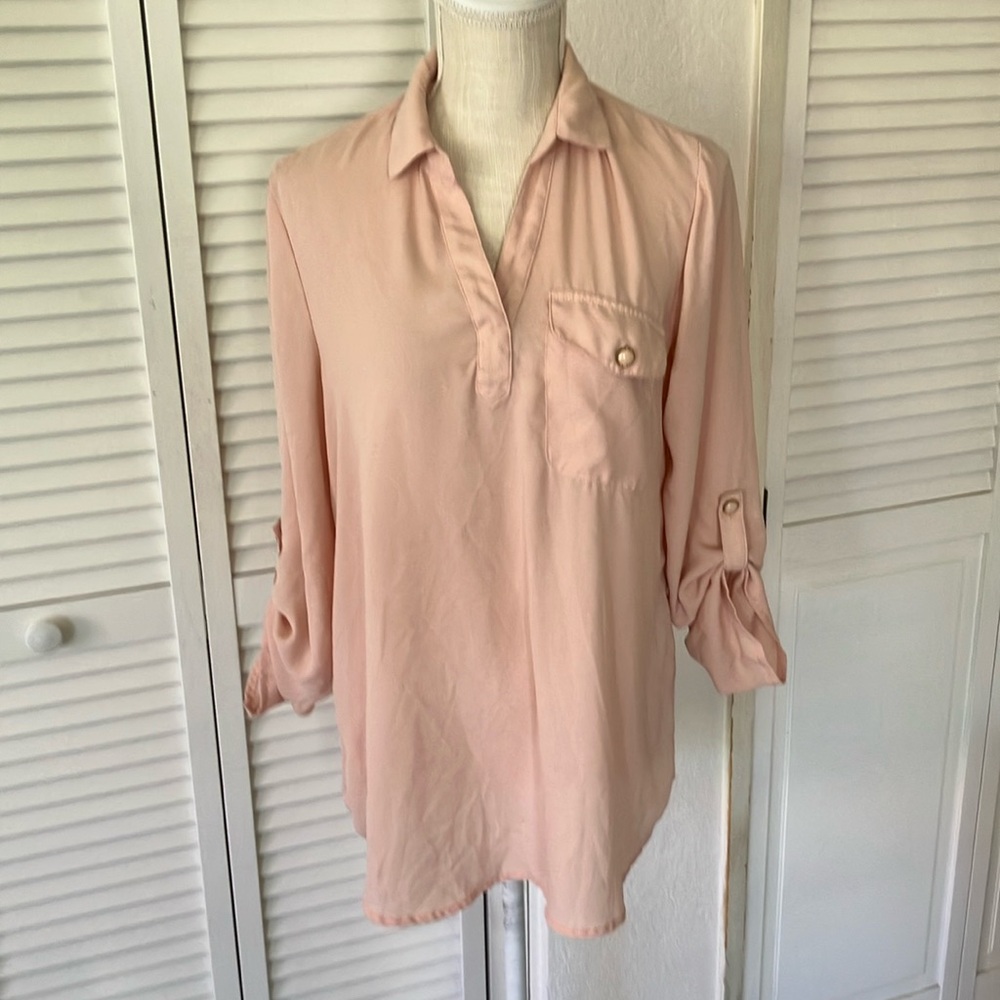 Papaya Sheer Tunic Top in a rose peach color size M great‎ condition